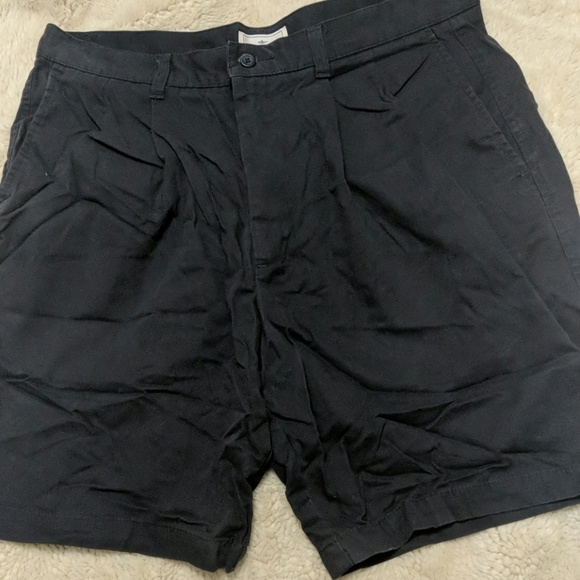 Men's Shorts - Picture 1 of 2
